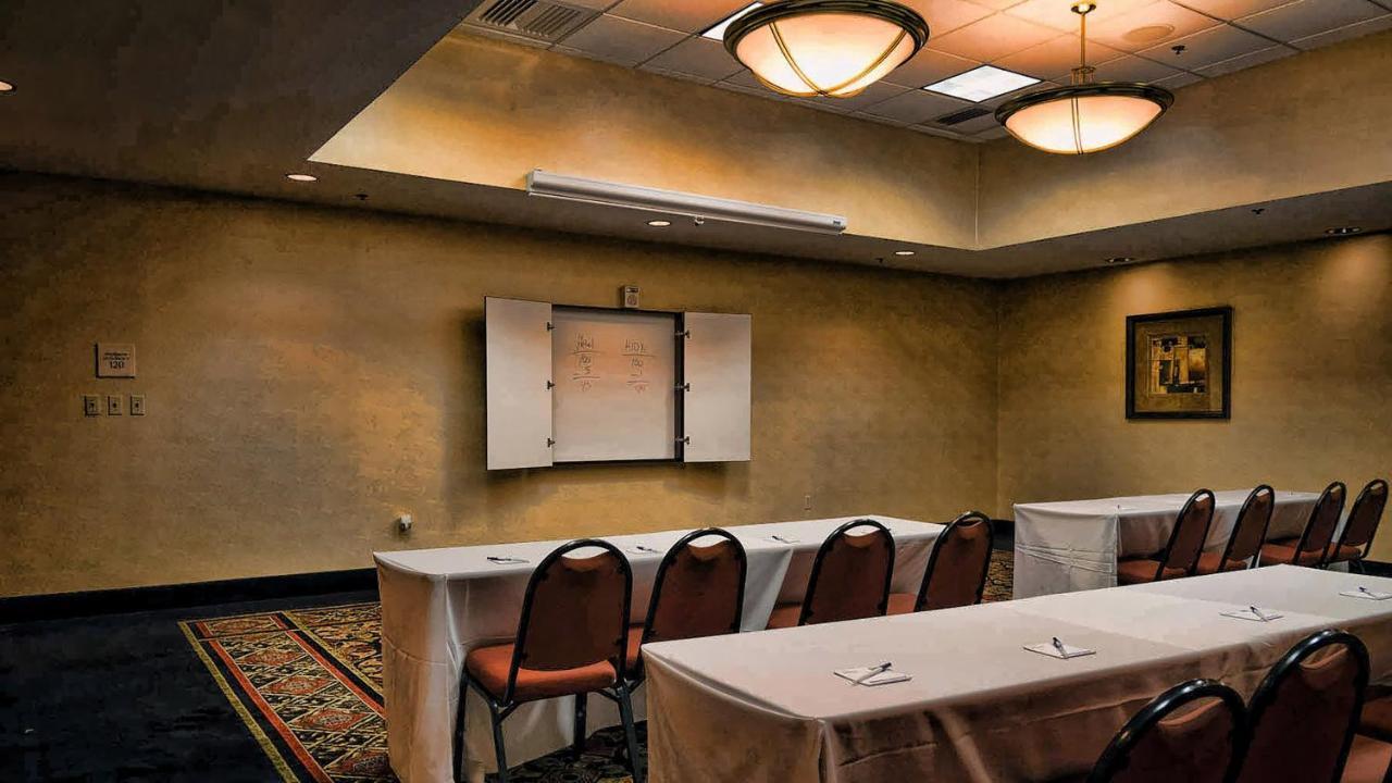 Holiday Inn Express La Plata By Ihg Εξωτερικό φωτογραφία