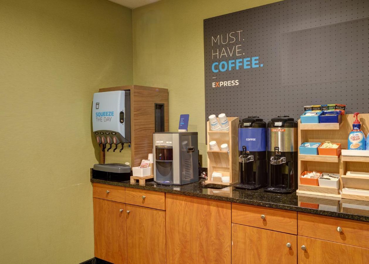 Holiday Inn Express La Plata By Ihg Εξωτερικό φωτογραφία
