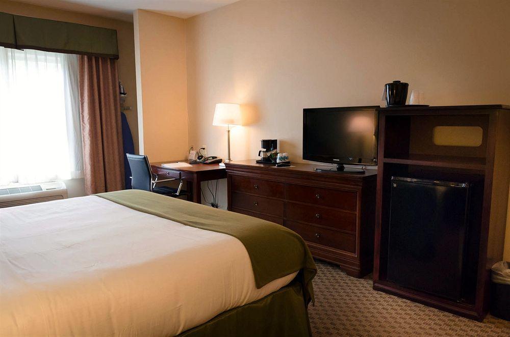 Holiday Inn Express La Plata By Ihg Εξωτερικό φωτογραφία