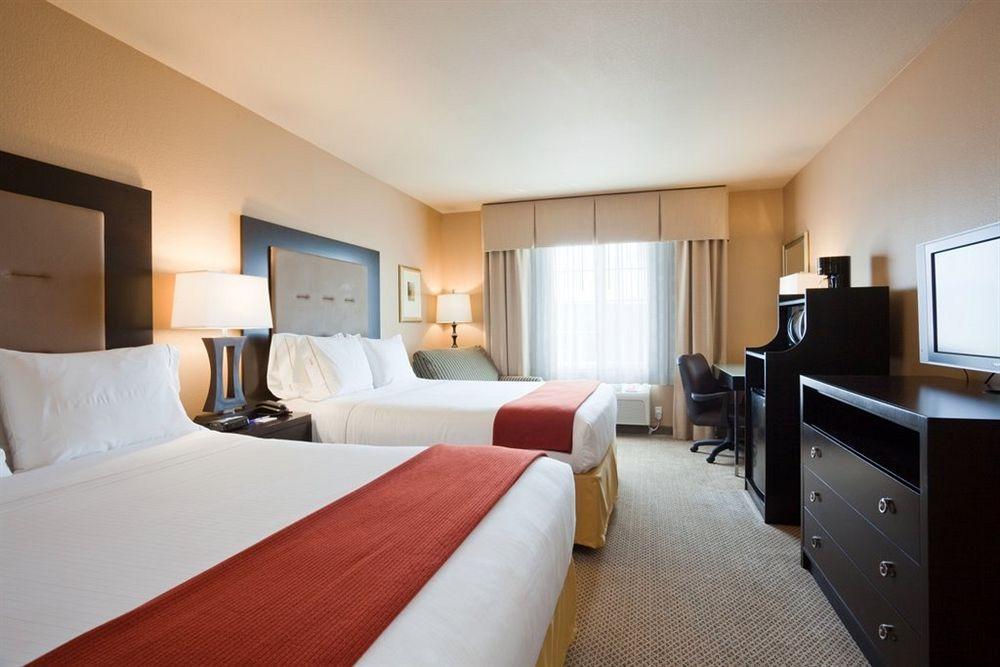 Holiday Inn Express La Plata By Ihg Δωμάτιο φωτογραφία