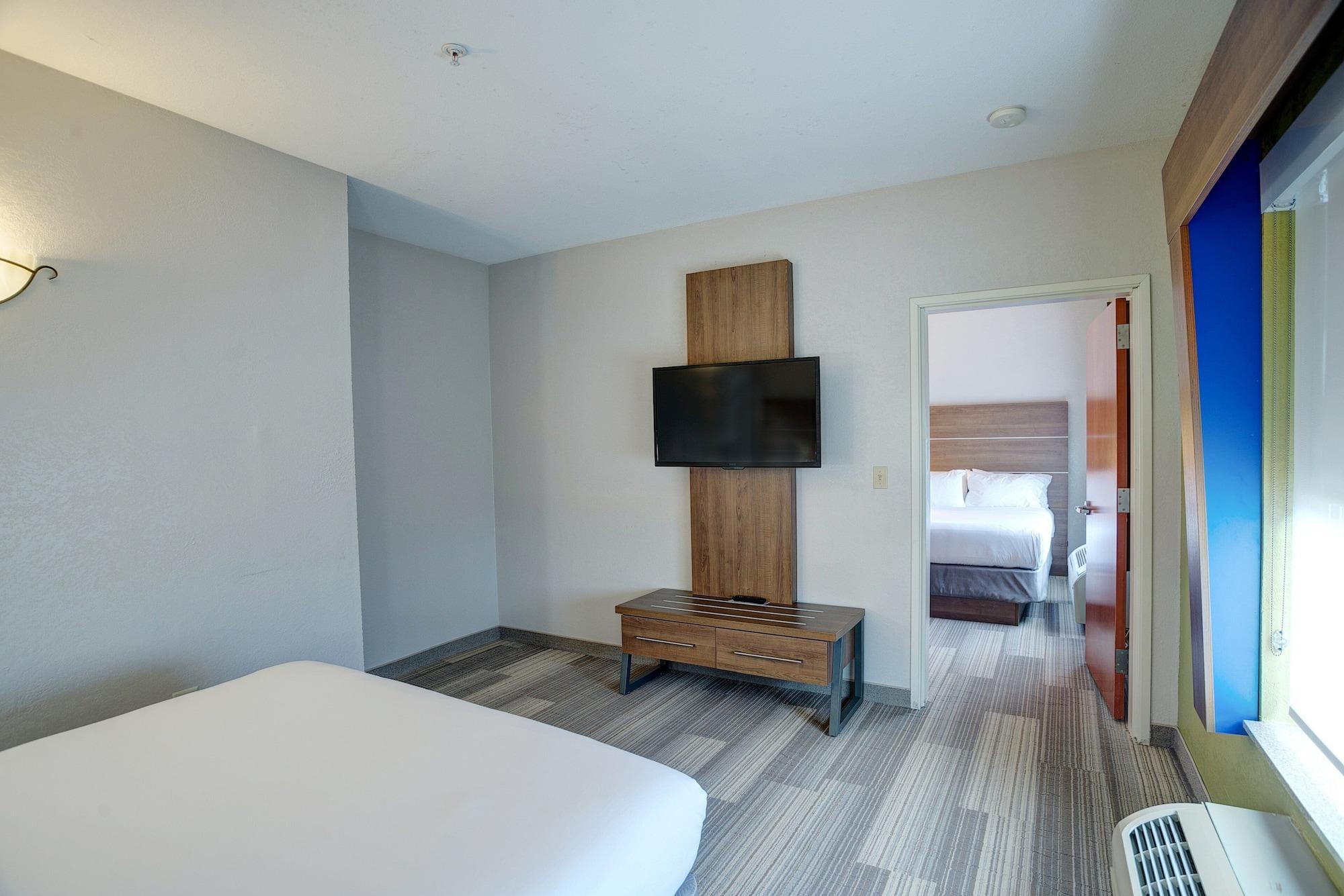 Holiday Inn Express La Plata By Ihg Εξωτερικό φωτογραφία