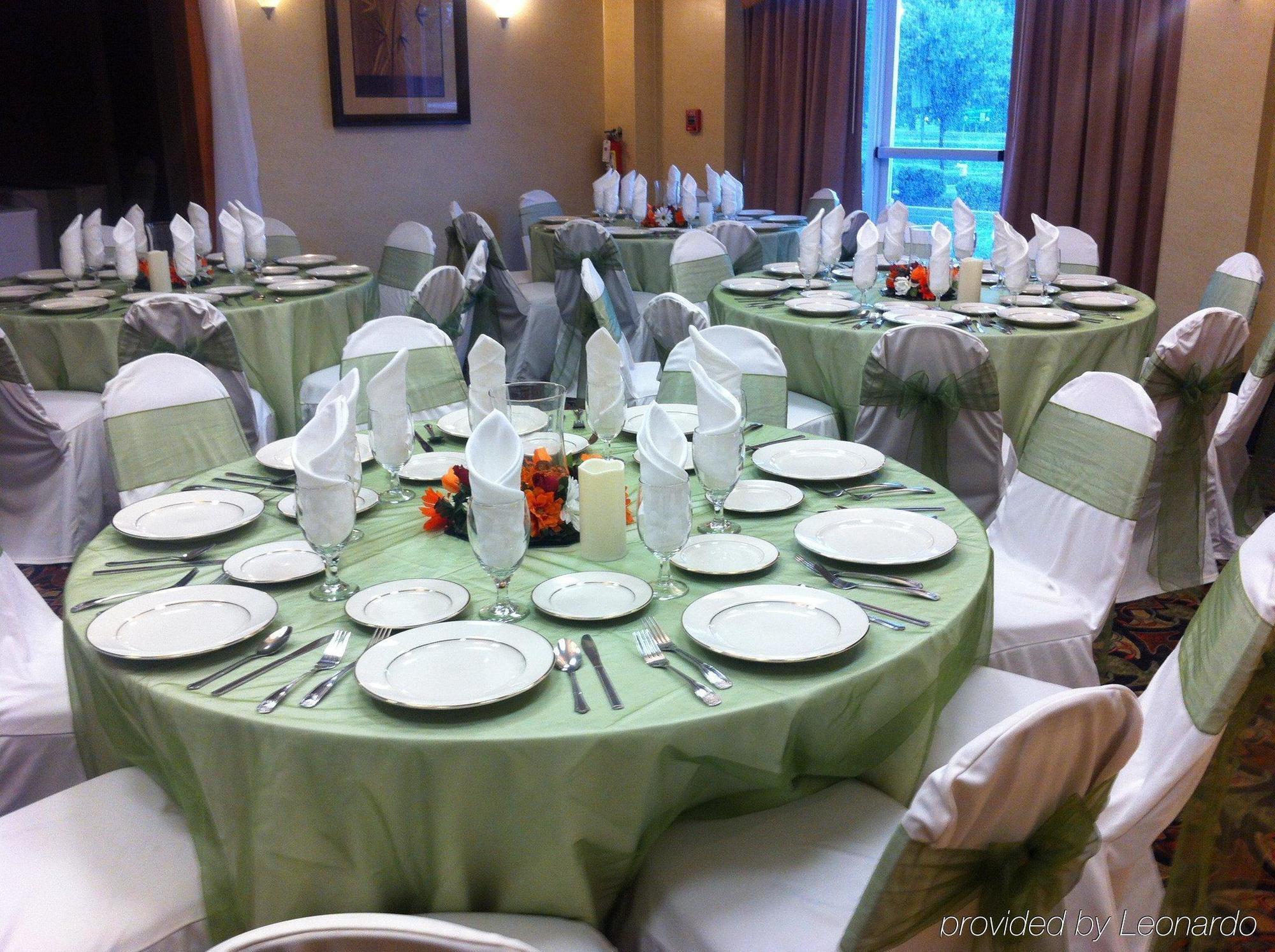 Holiday Inn Express La Plata By Ihg Εξωτερικό φωτογραφία