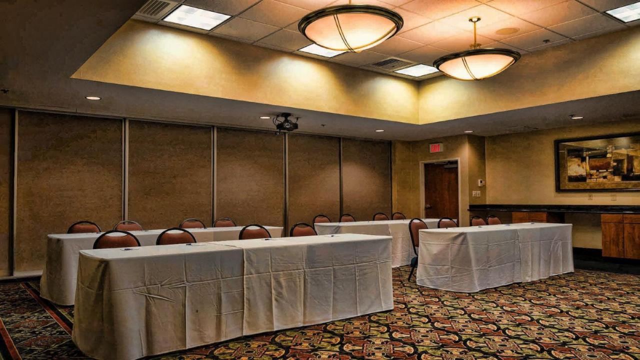 Holiday Inn Express La Plata By Ihg Εξωτερικό φωτογραφία